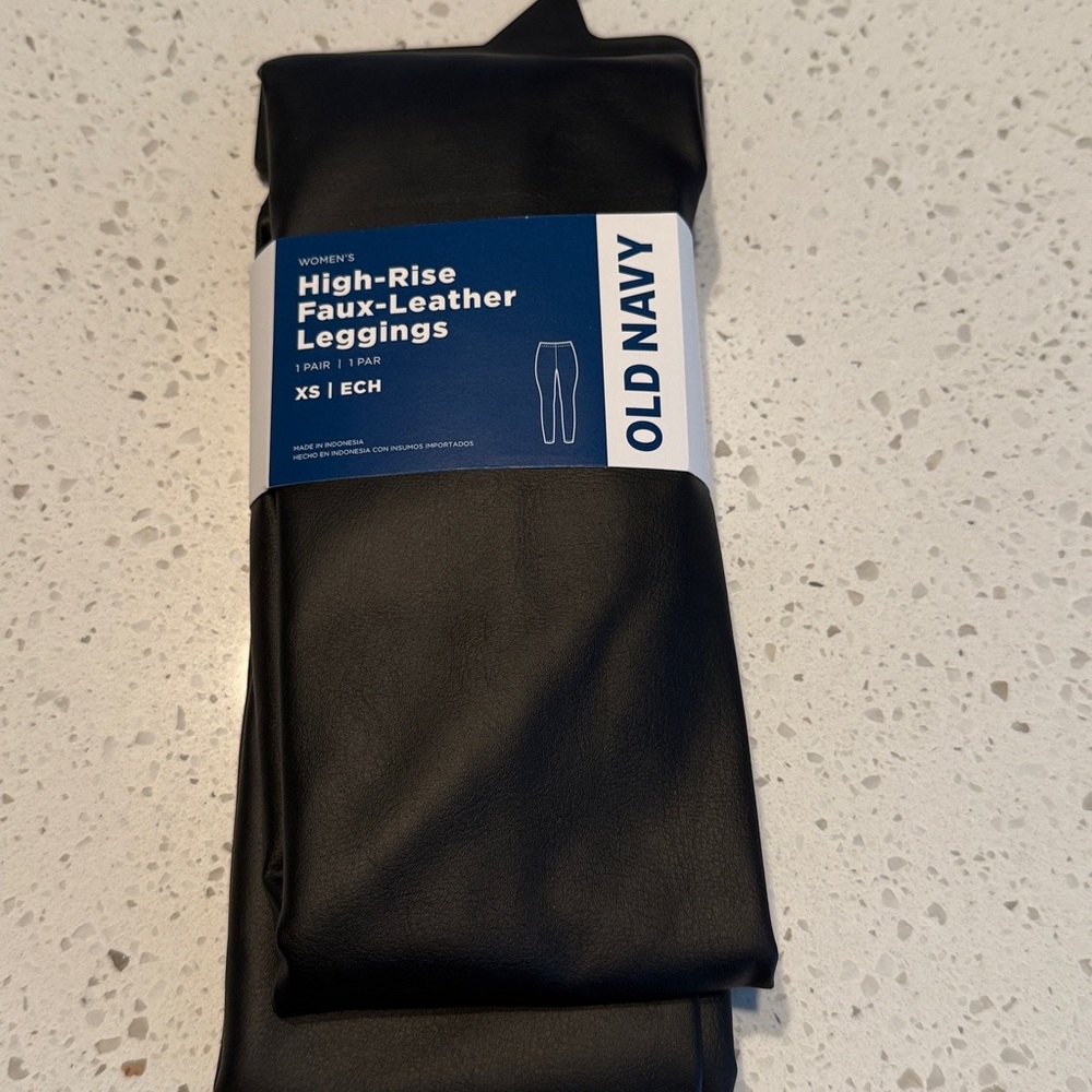 Old Navy Black Faux-Leather Leggings